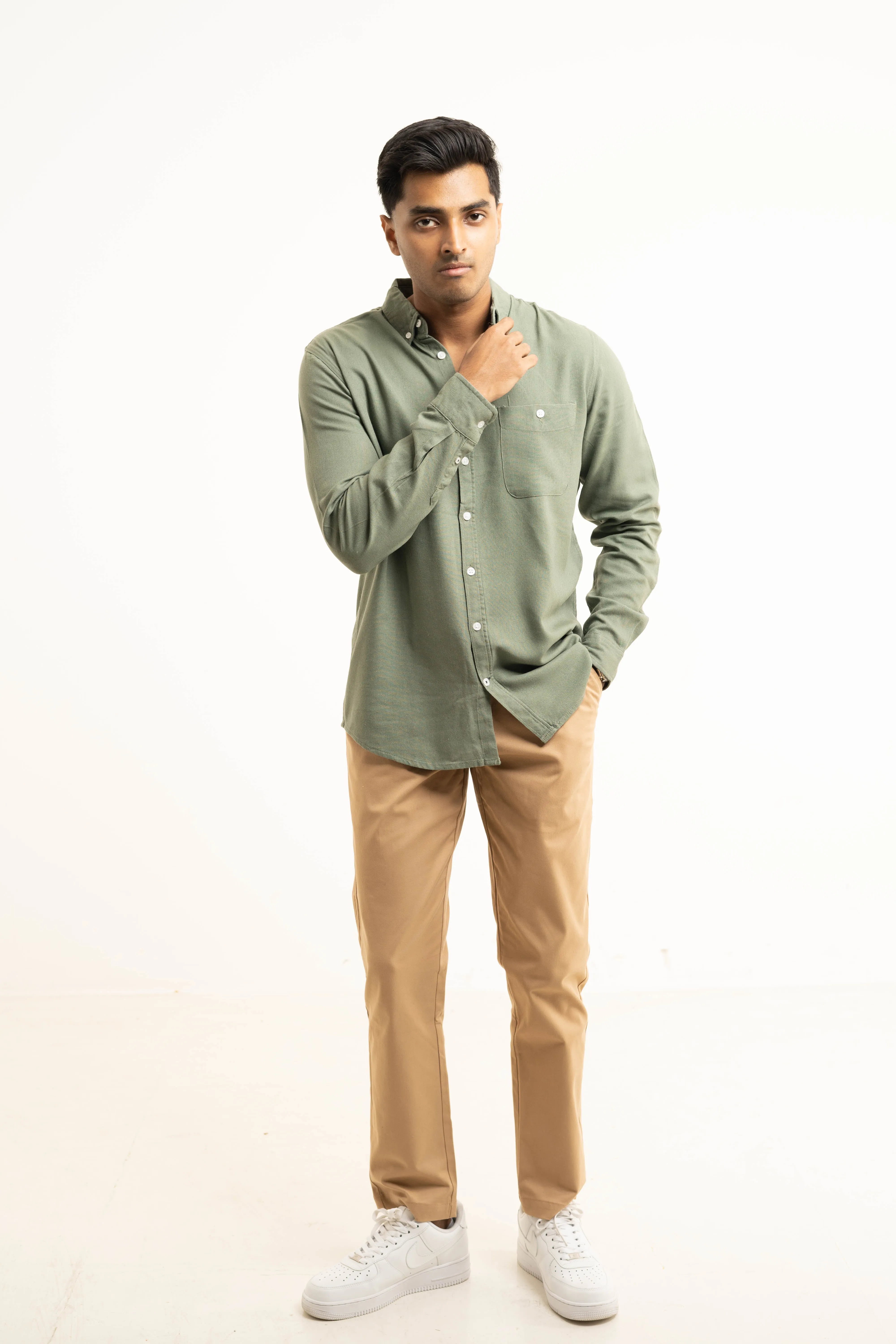 Beige Chinos - Your Go To Pants