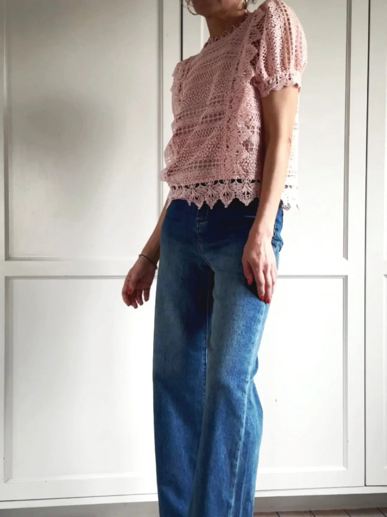 BRODERIE ANGLAISE SHORT SLEEVE TOP - PINK