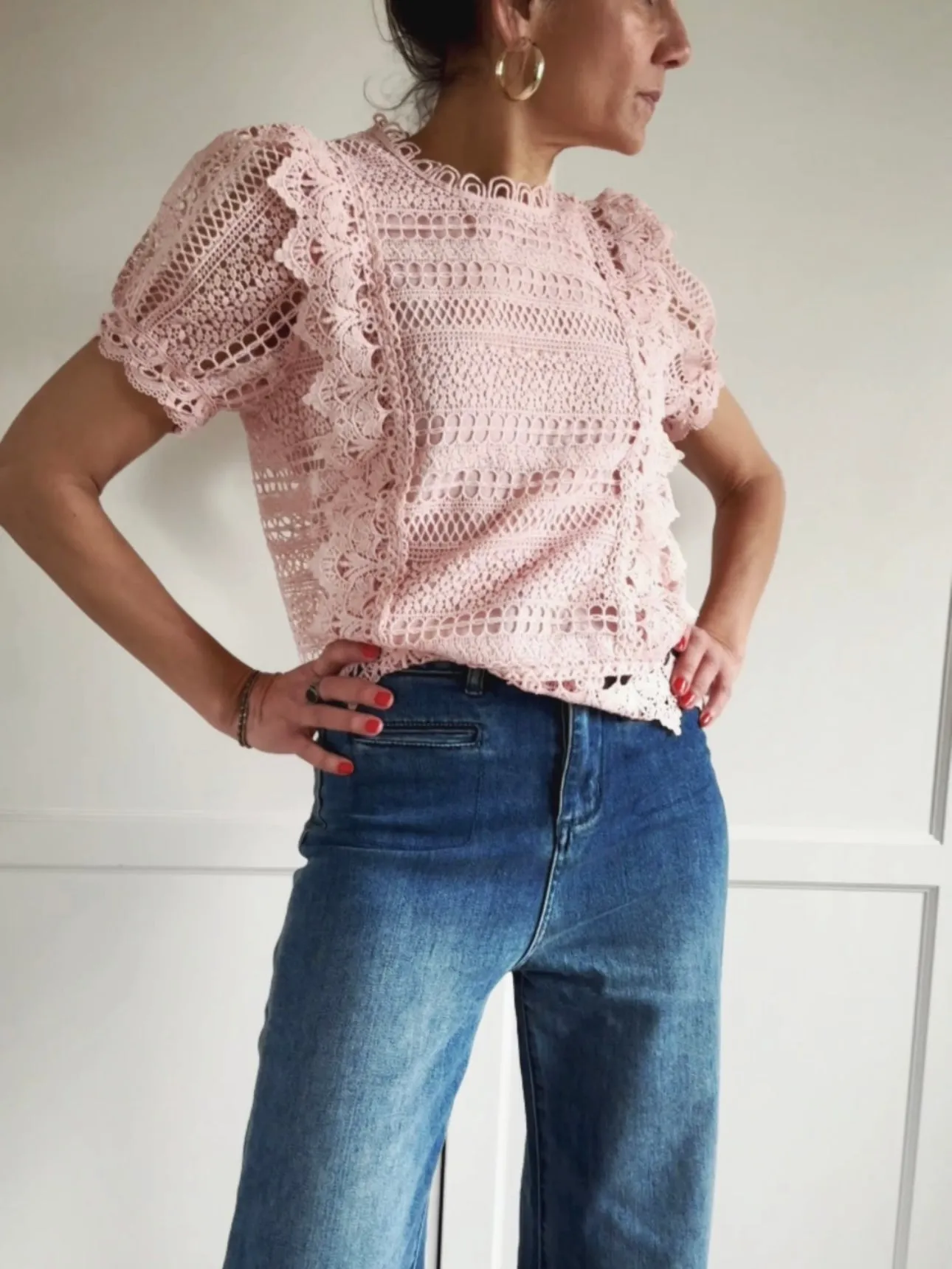 BRODERIE ANGLAISE SHORT SLEEVE TOP - PINK