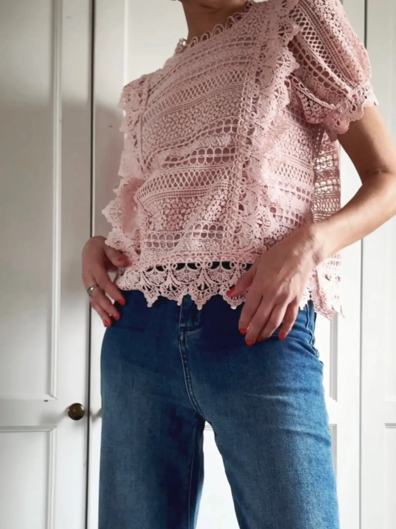 BRODERIE ANGLAISE SHORT SLEEVE TOP - PINK
