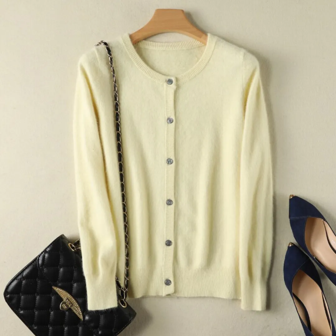 Cardigan Clássico com Gola Redonda em Cashmere -  Day By Day