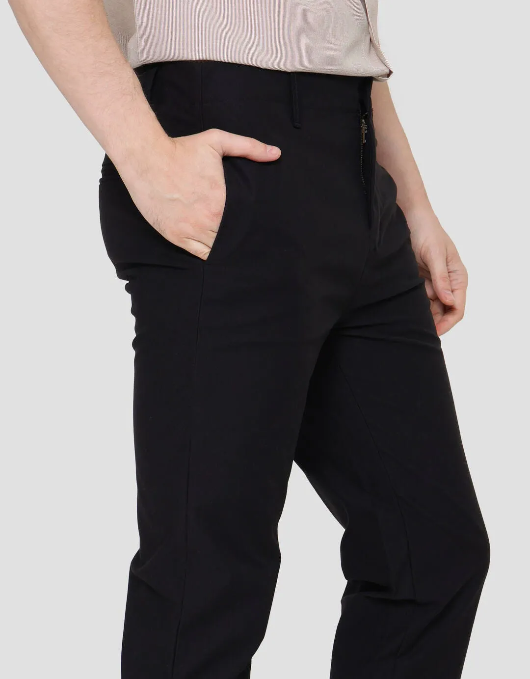 Cole Clean Slimfit Celana Chinos Pria