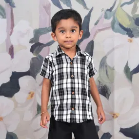 Comfortable and Trendy Boys’ Checkered Cotton Shirt