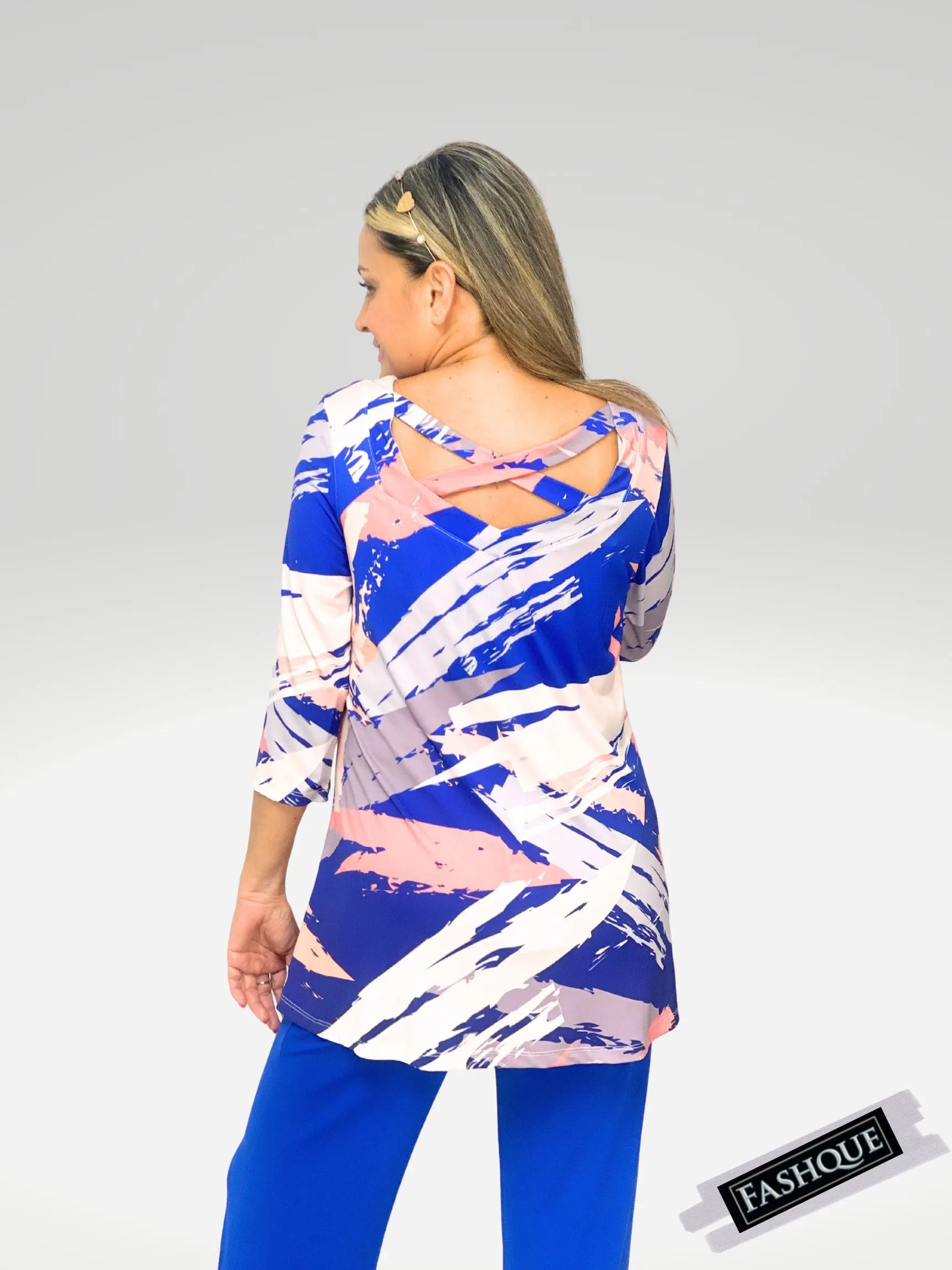 FASHQUE - DIGITAL PRINT BOYFRIEND NECKLINE 3/4 SLEEVE CROSS BACK TUNIC TOP - T1009-8007