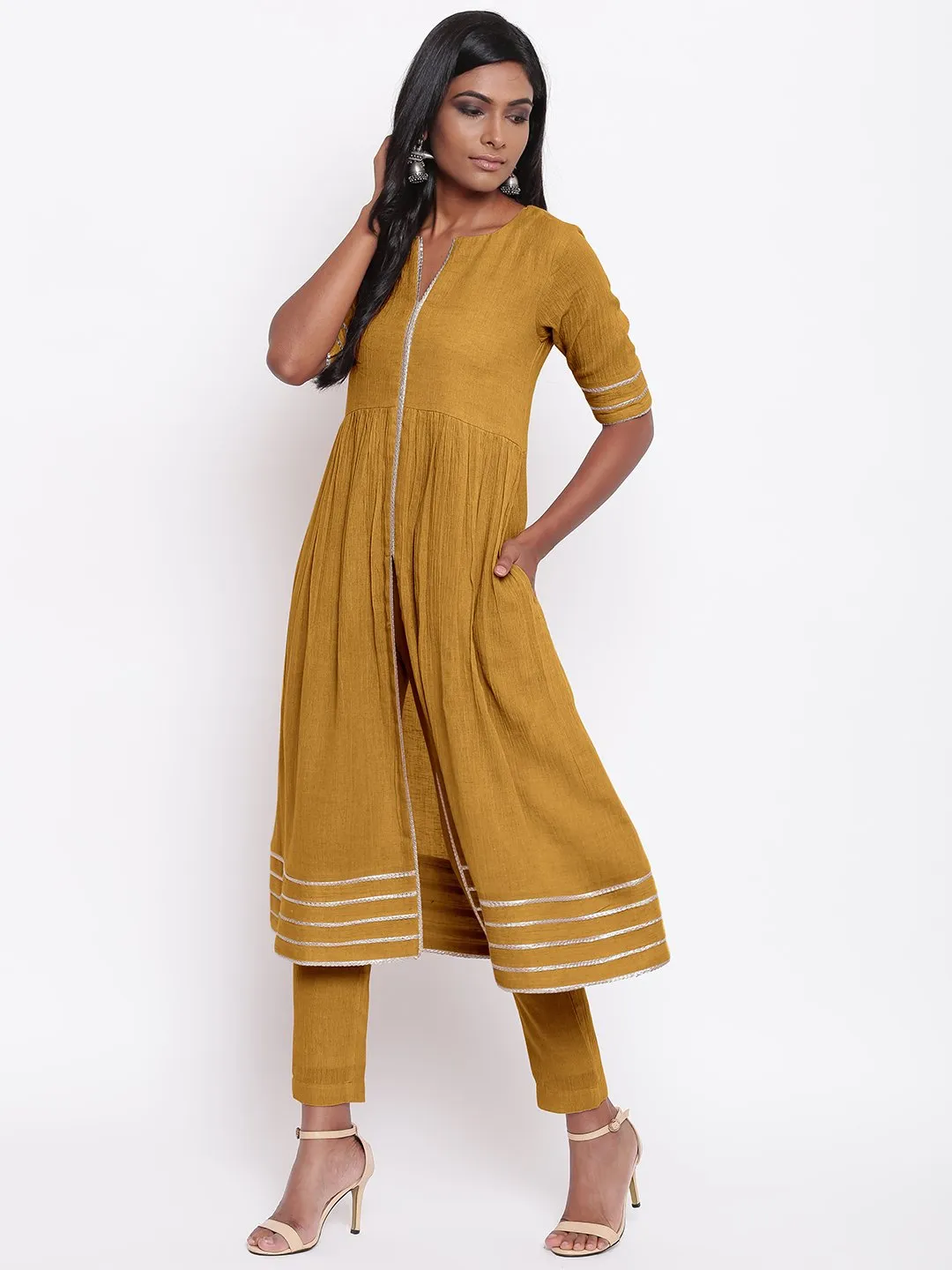 Green Gota Slit Kurta Set