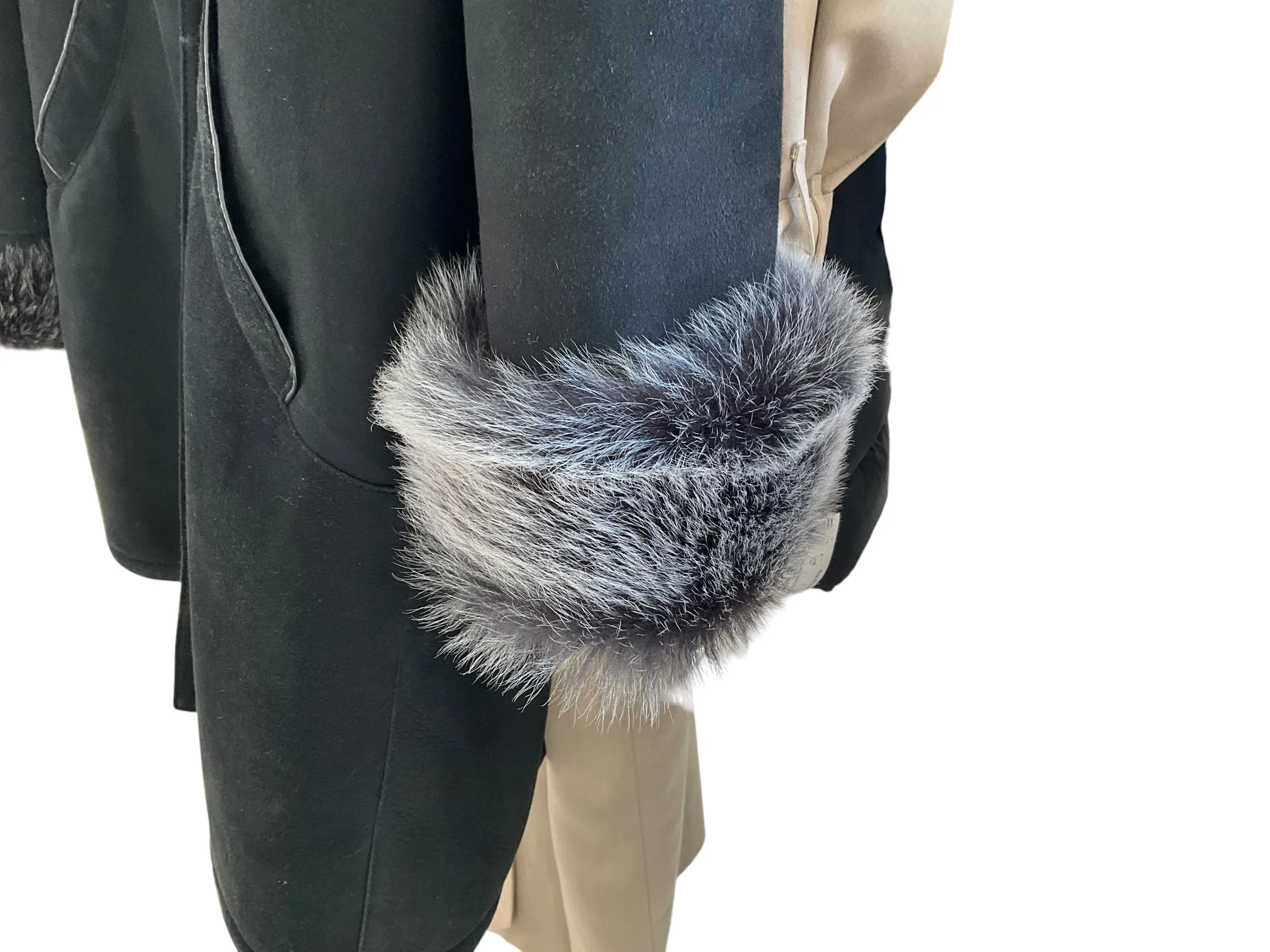 Overland Sheepskin Black Coat With Detachable Fur Collar. Size XXL