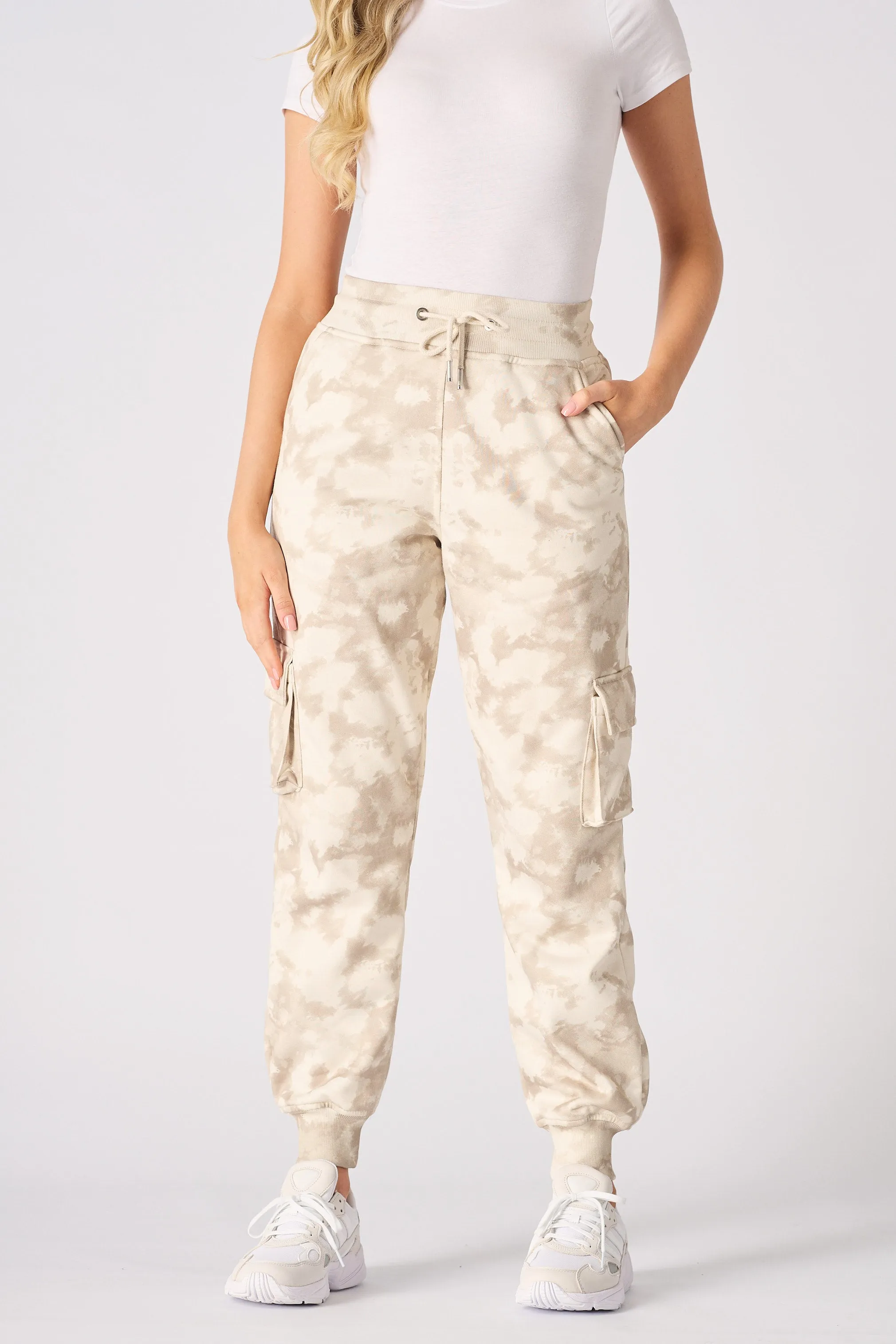 TAPERED CARGO JOGGER - BEIGE