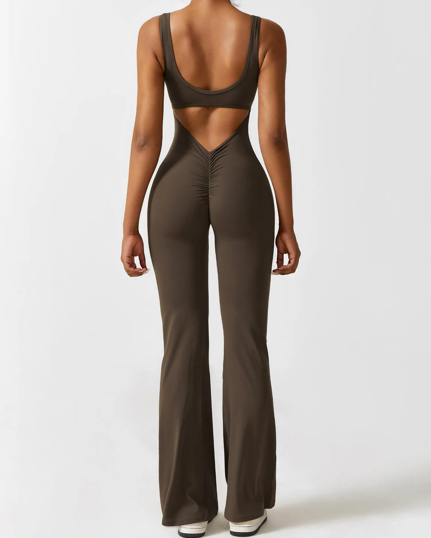 V-Rücken Flared Jumpsuit